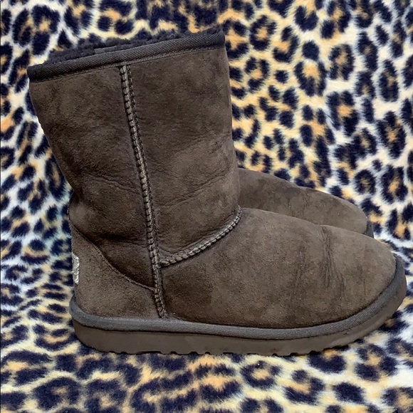 UGGS Brown Suede Boots Kids Size 3 Women’s Size 5 - Picture 4 of 8